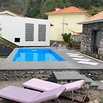 Quinze & With Swimming Pool Ponta Delgada (Madeira)