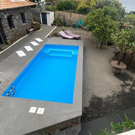 Quinze, Contemporary Designed With Swimming Pool *