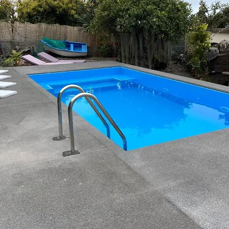 シャレー Quinze & With Swimming Pool