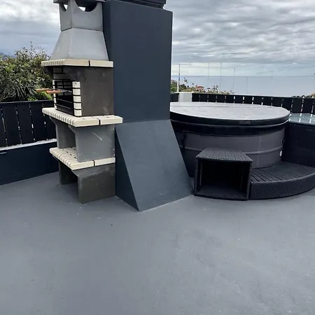 Quinze & With Swimming Pool