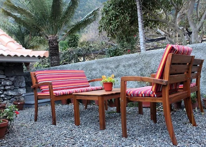 Quinze & With Swimming Pool Chalet *