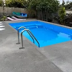 Chalet Quinze & With Swimming Pool