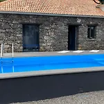 Horská chata Quinze & With Swimming Pool Ponta Delgada (Madeira)