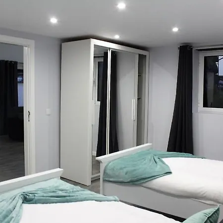 Quinze, Contemporary Designed With Swimming Pool Chalet Ponta Delgada (Madeira)