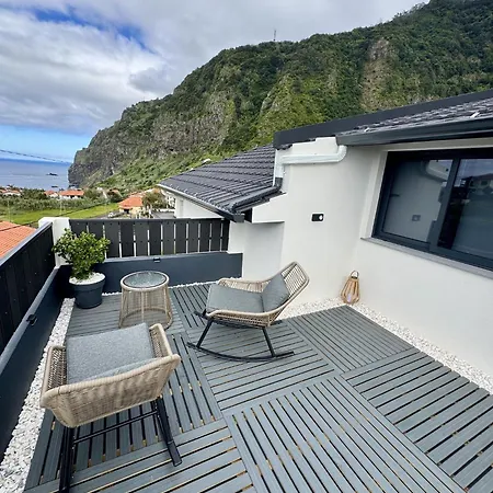 Quinze & With Swimming Pool * Ponta Delgada (Madeira)