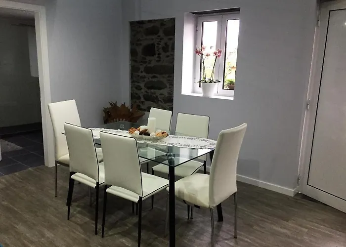 Chalet Quinze & With Swimming Pool