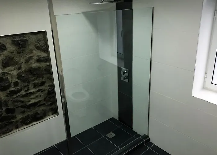 Chalet Quinze & With Swimming Pool Ponta Delgada (Madeira)