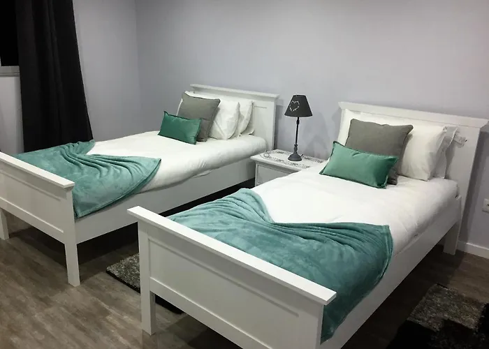 Chalet Quinze & With Swimming Pool Ponta Delgada (Madeira)