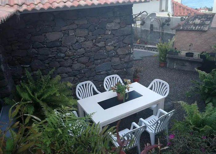 Chalet Quinze & With Swimming Pool Ponta Delgada (Madeira)