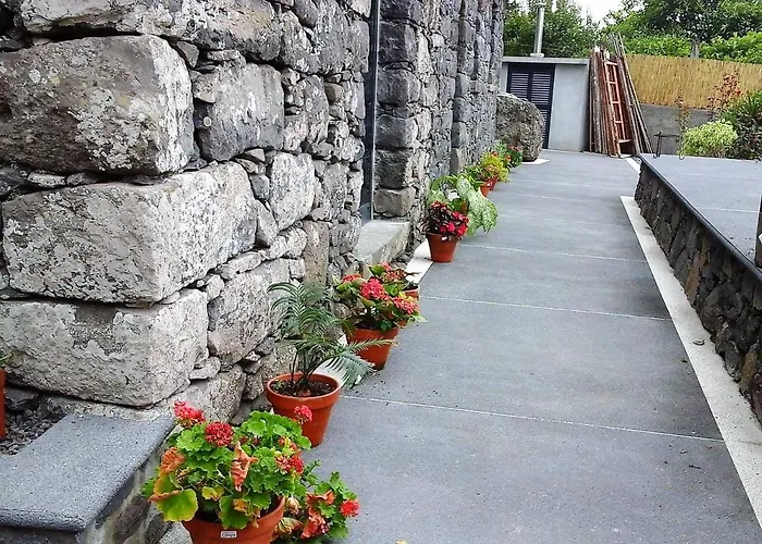 Chalet Quinze & With Swimming Pool *