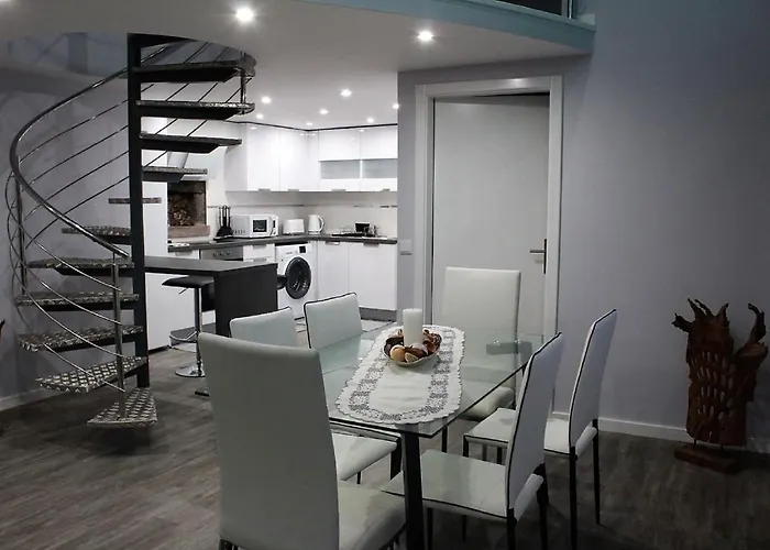 Quinze & With Swimming Pool *