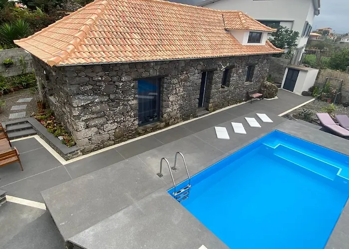 Quinze & With Swimming Pool *